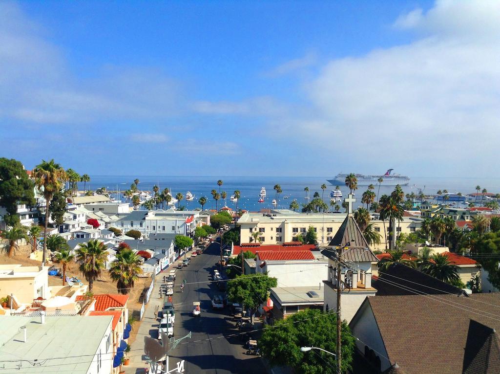 Aurora Hotel Avalon Bagian luar foto